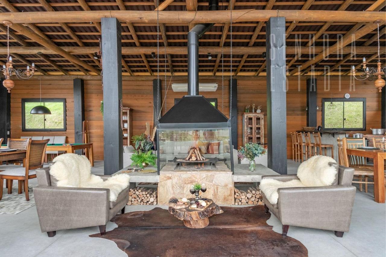 Villas Mornas Espaco De Eventos E Hospedagem Boutique Aguas Mornas ภายนอก รูปภาพ